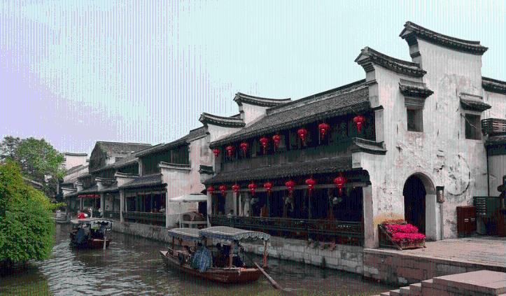 多年来对你们不管不帮的公婆。为什么突然在你面前抱怨妯娌不好?反而夸我好。是想暗示什么吗？游戏画面